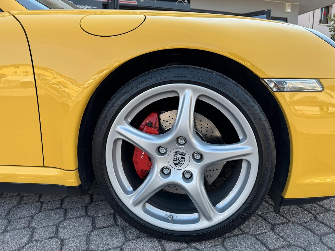 Porsche 911 Carrera 4S Coupé