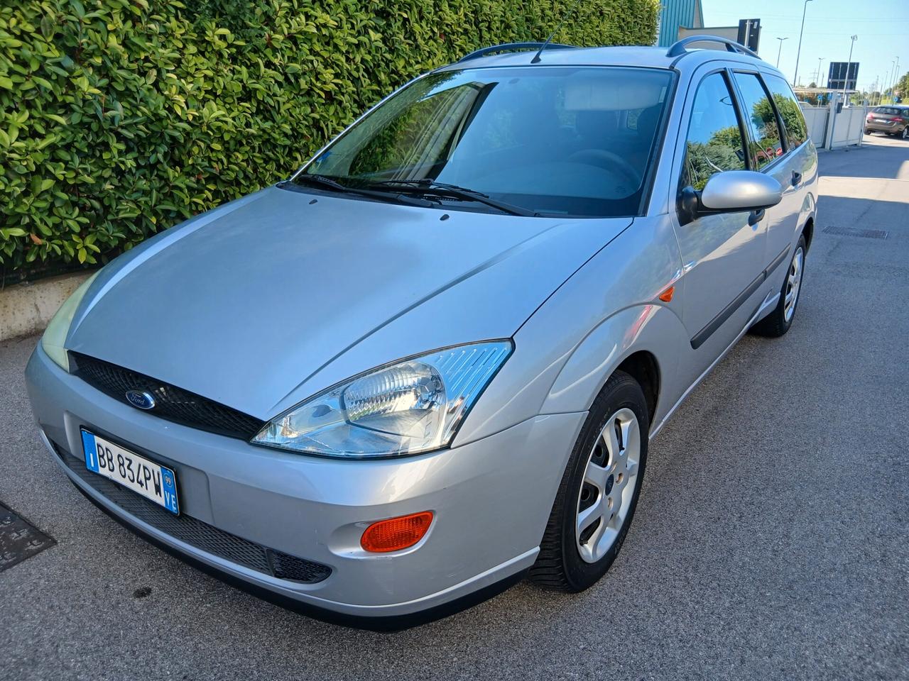 Ford Focus 1.6i 16V cat SW Ambiente pronta consegna