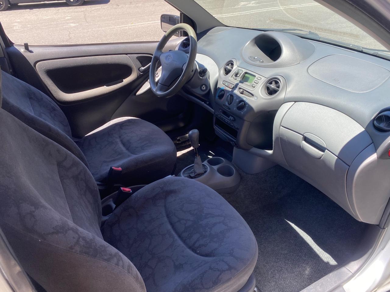 Toyota Yaris 1.4 tdi D-4D cat 3 porte Sol