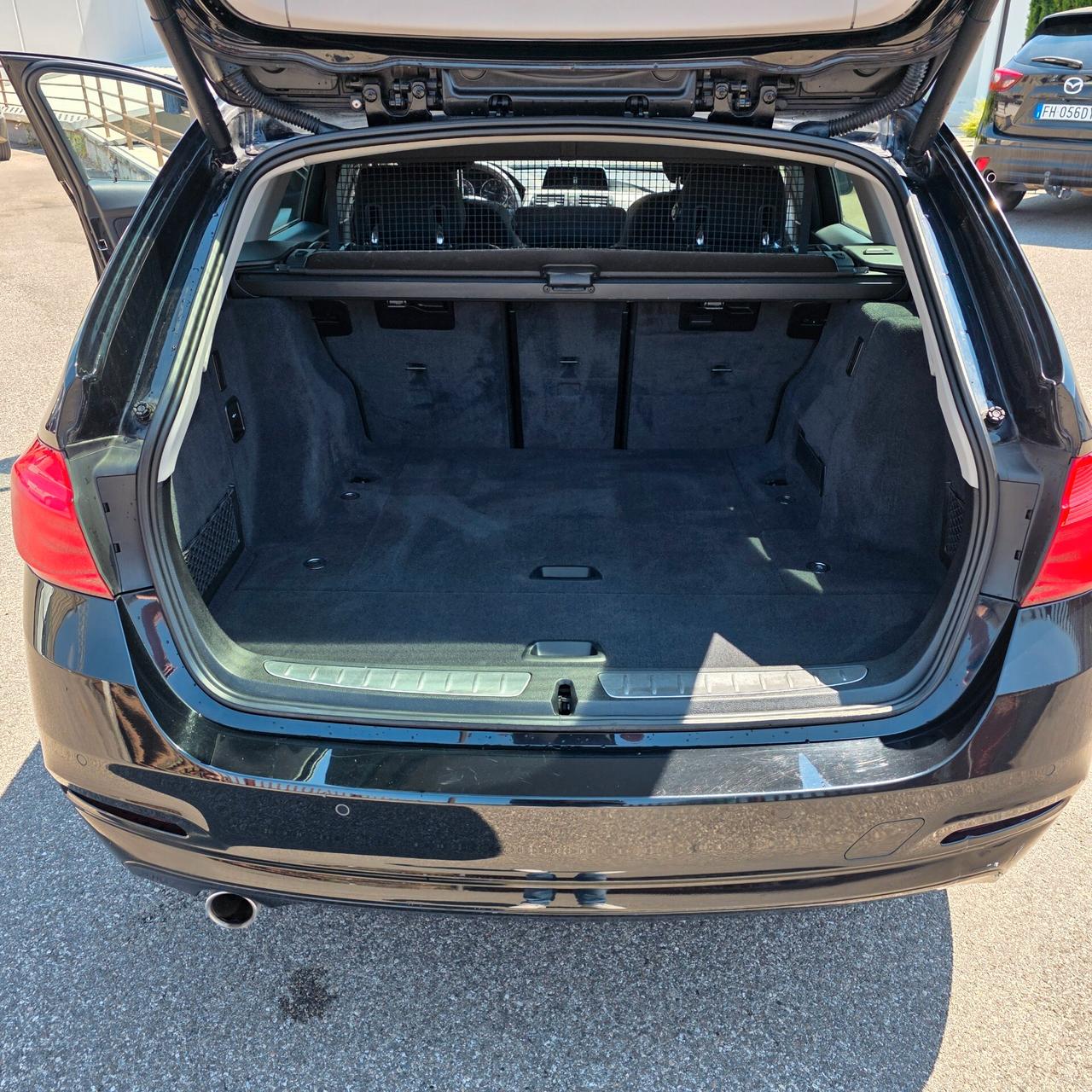 Bmw 318 318d Touring Business Advantage aut. IVA ESPOSTA