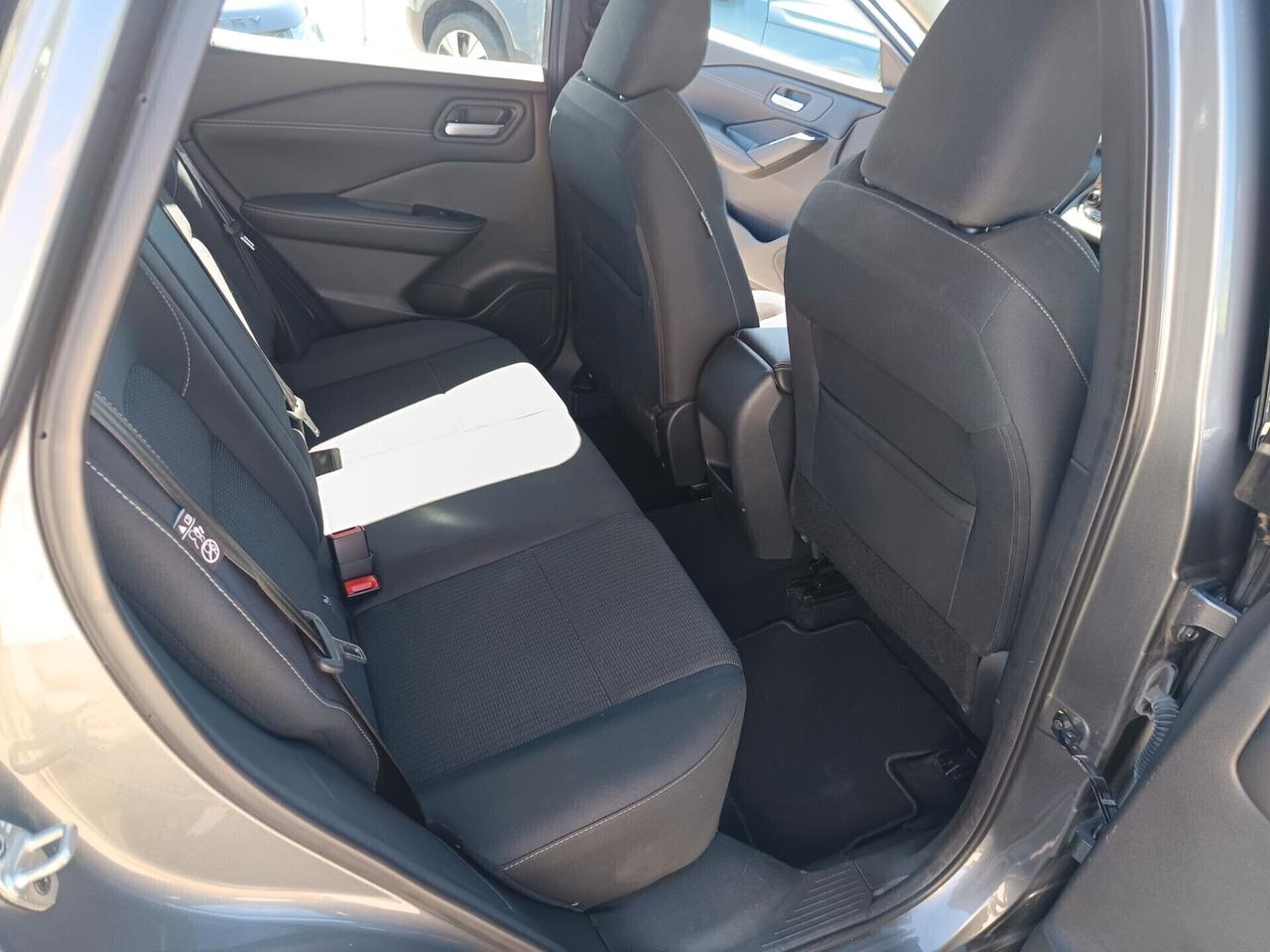 Nissan Qashqai 1.3 MHEV 158 CV 2wd Xtronic Business