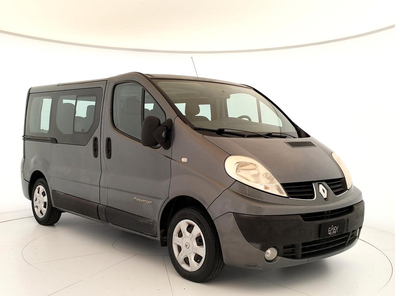 Renault Trafic 2.0 dCi 115cv Passenger - 9 POSTI