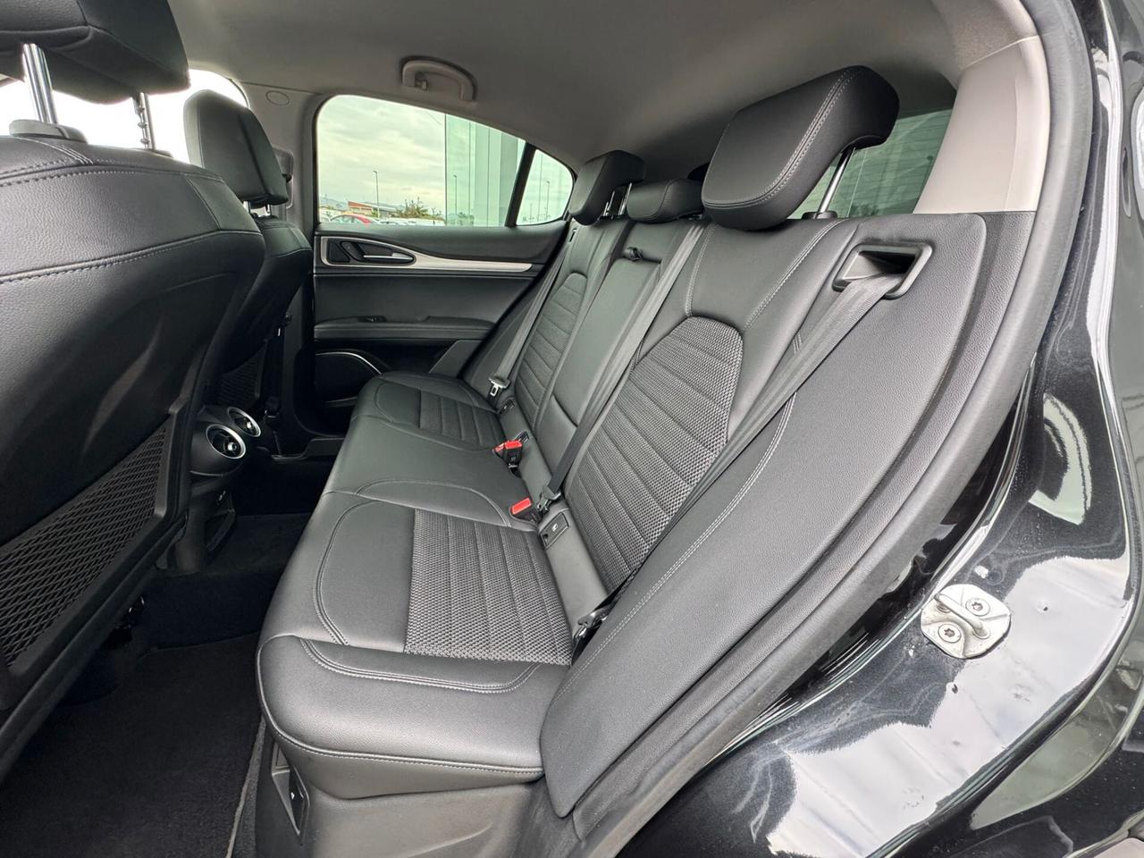 Alfa Romeo Stelvio 2.2 Turbodiesel 190 CV AT8 RWD Sprint