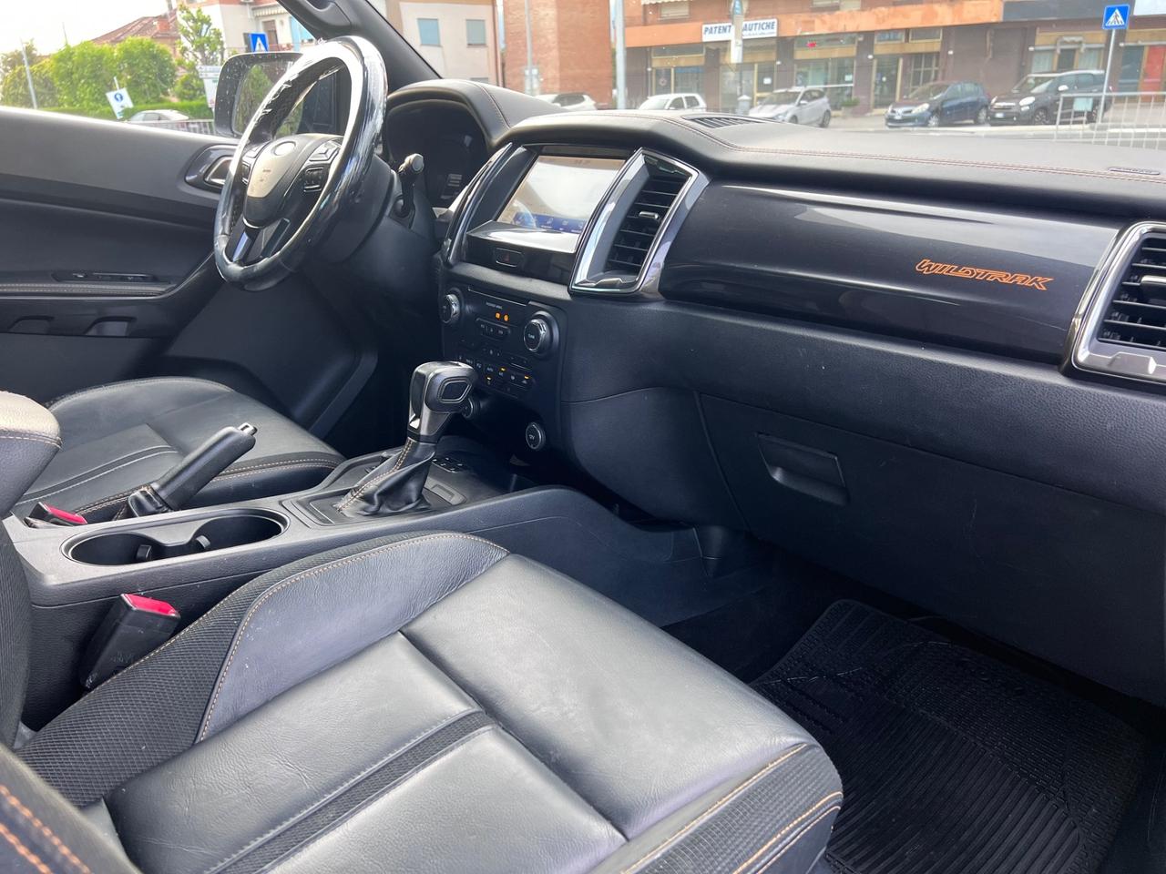 Ford Ranger 2.0 TDCi aut. 213CV DC Wildtrak 5 posti Restyling