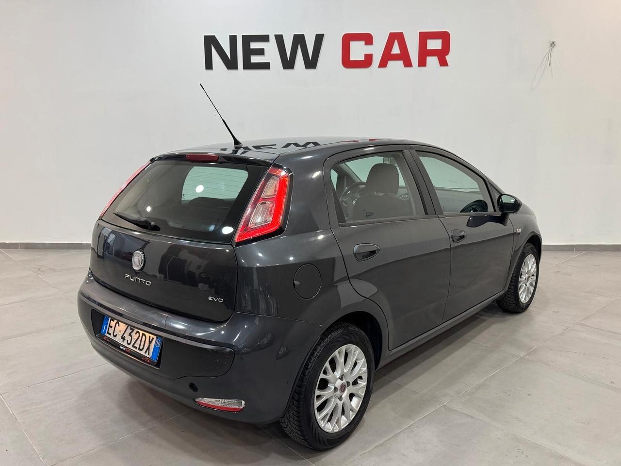 Fiat Punto Evo Punto Evo RETRO CAMERA,NAVI, BLUETH