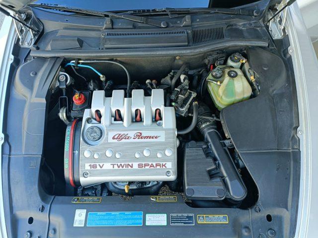 ALFA ROMEO 166 2.0i 16V TS cat Distinctive