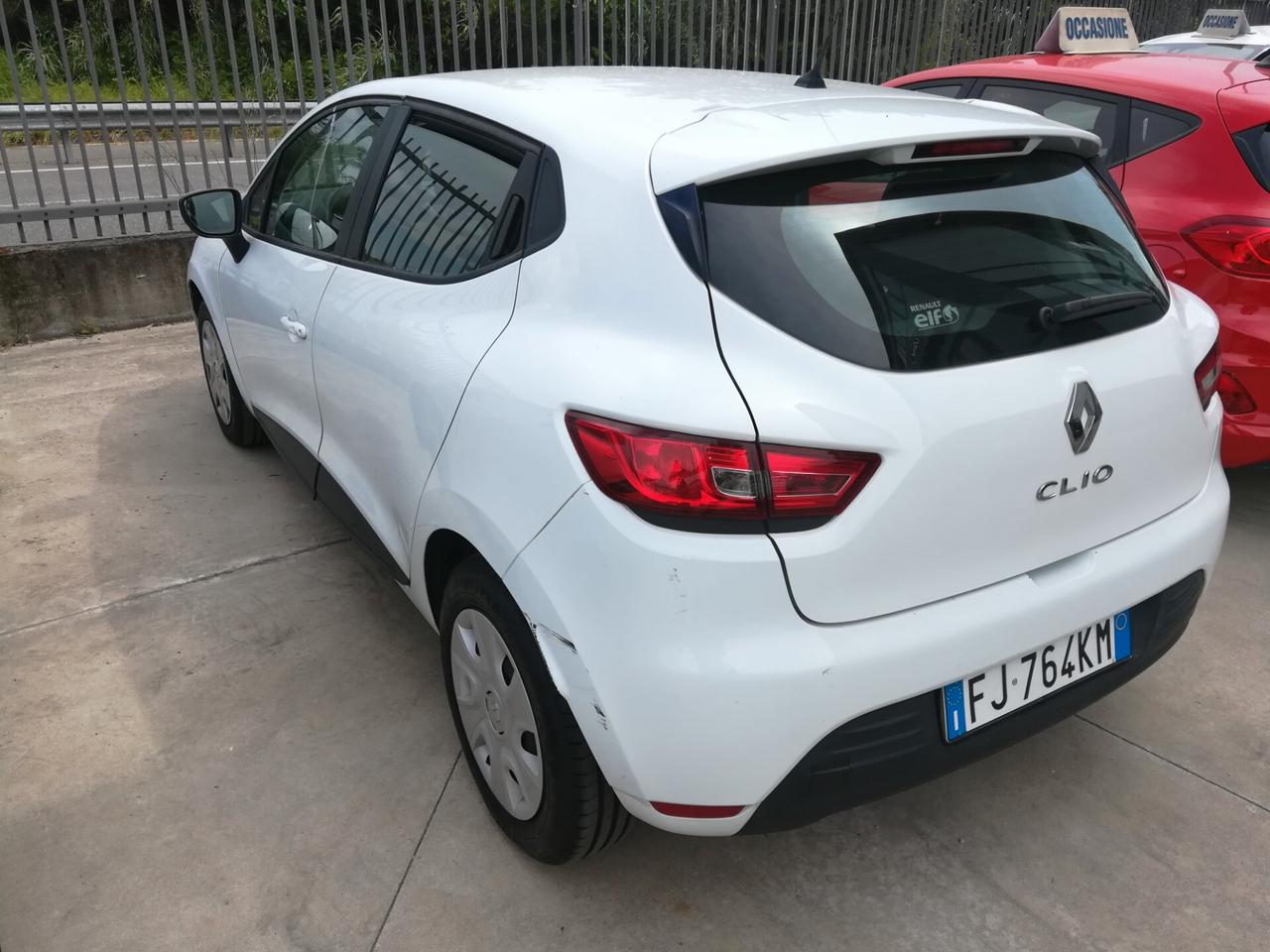 Renault Clio 1.2 75CV 5 P . OK NEOPATENTATI
