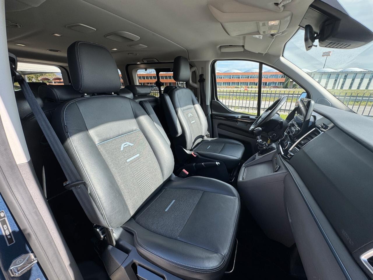 Ford Tourneo Custom Active 2.0 Diesel-Hybrid 185CV 8 posti