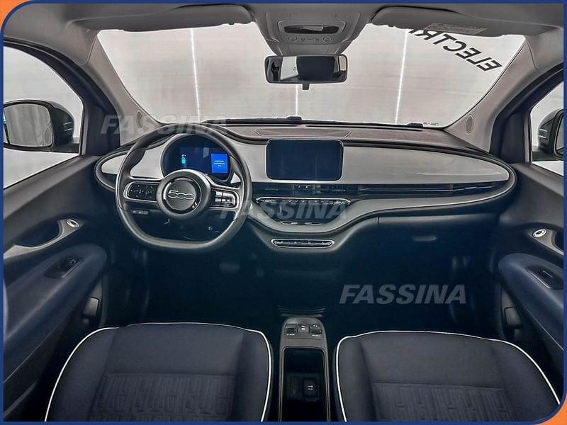 FIAT 500 500e Berlina 23,8 kWh Action