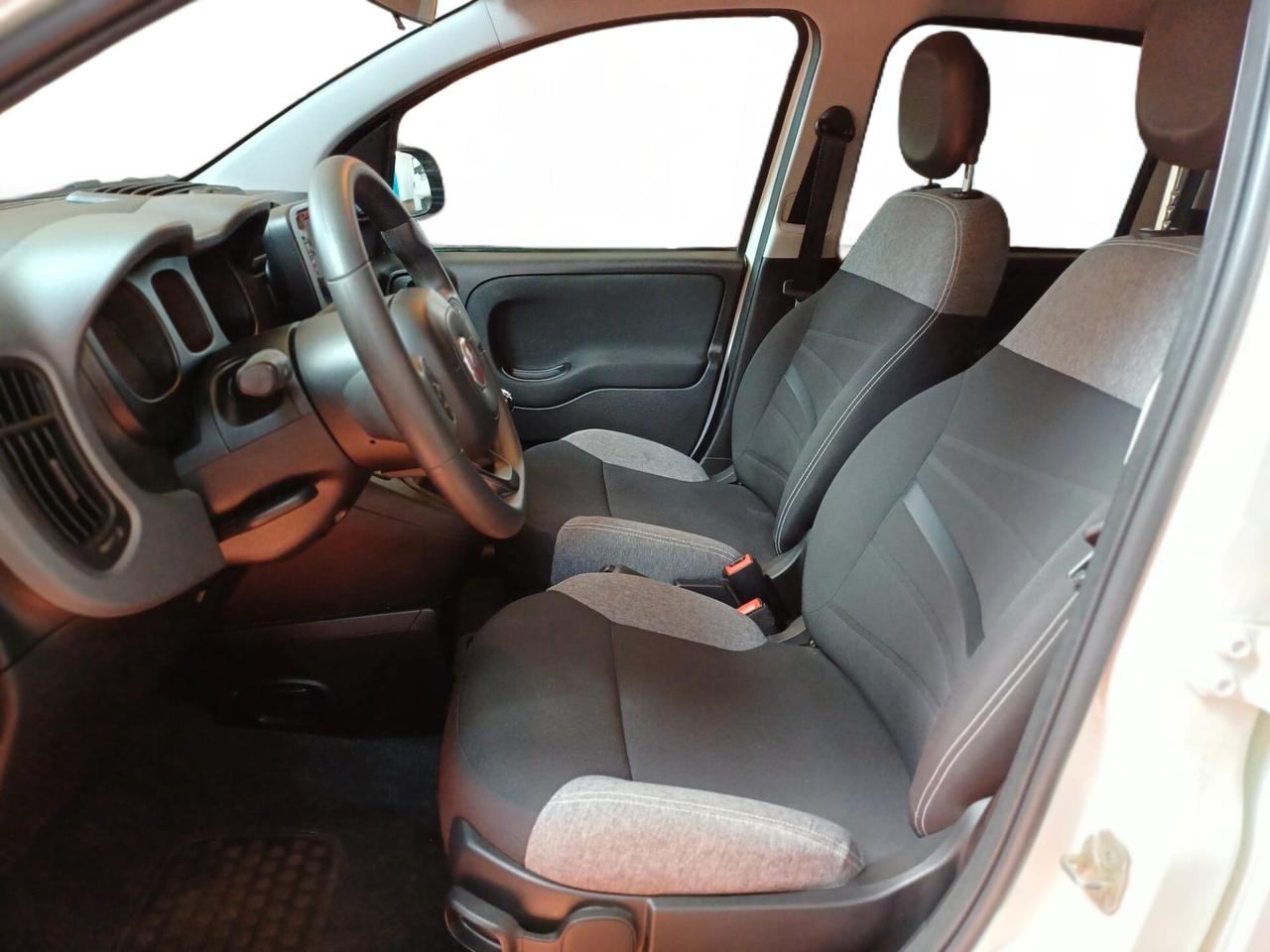 Fiat Panda 1.0 Hybrid City Life 2023 | da €194 al mese