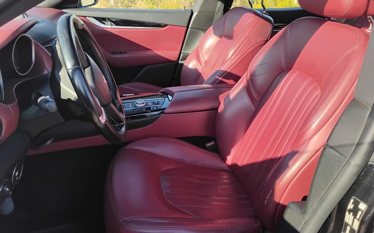 Maserati Levante V6 Diesel AWD Nerissimo Edition
