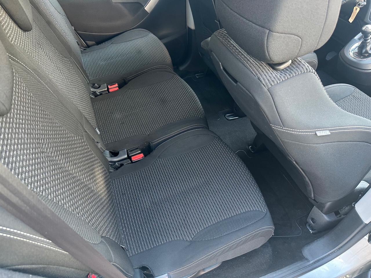 Citroen C4 Picasso 1.6 HDi 110 FAP Attraction