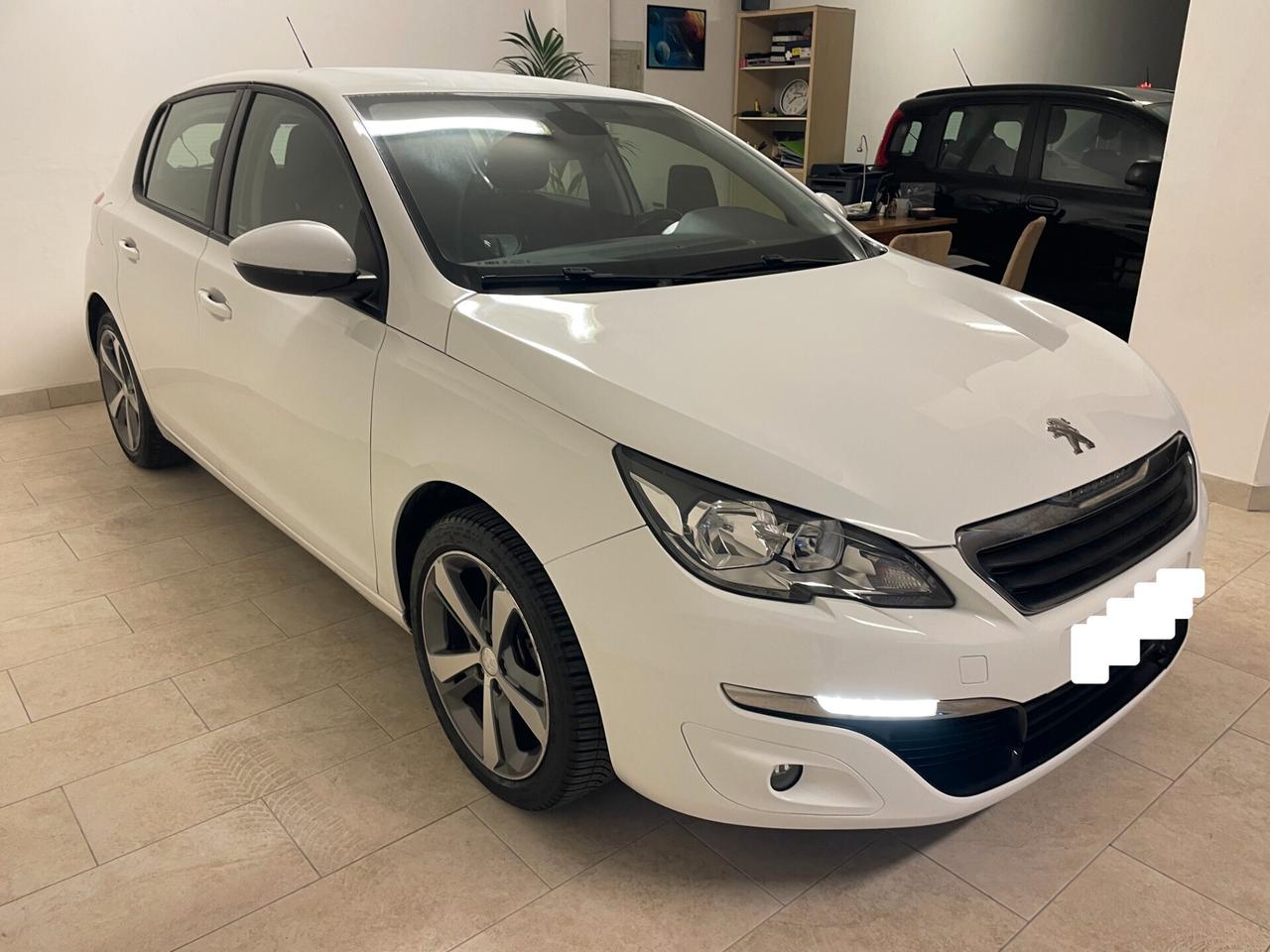 Peugeot 308 1.6 HDi 115 CV Allure GT LINE NEOPATENTATI TAGLIANDO