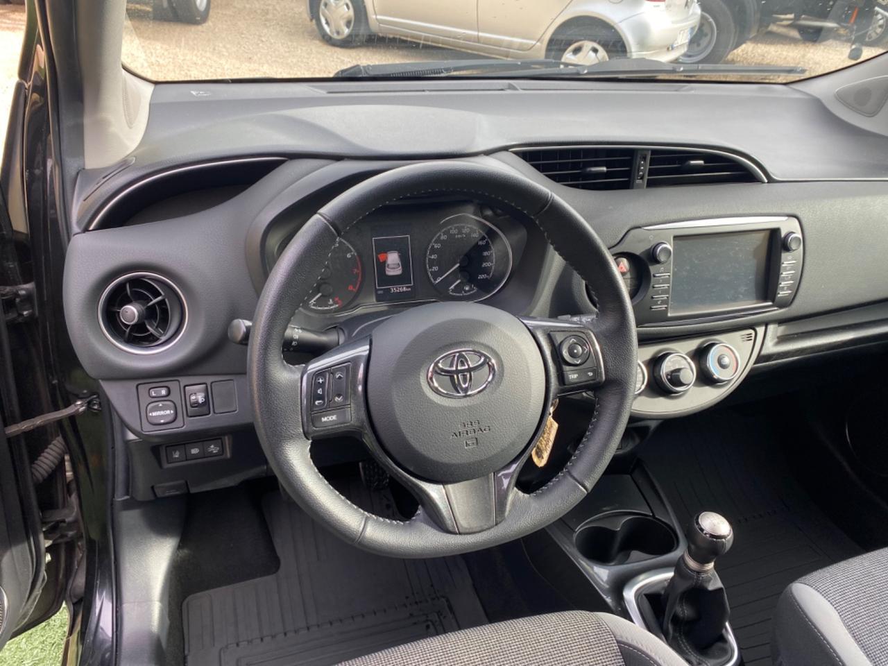 Toyota Yaris 1.0 Benzina Y20 Full Led Anno 2019