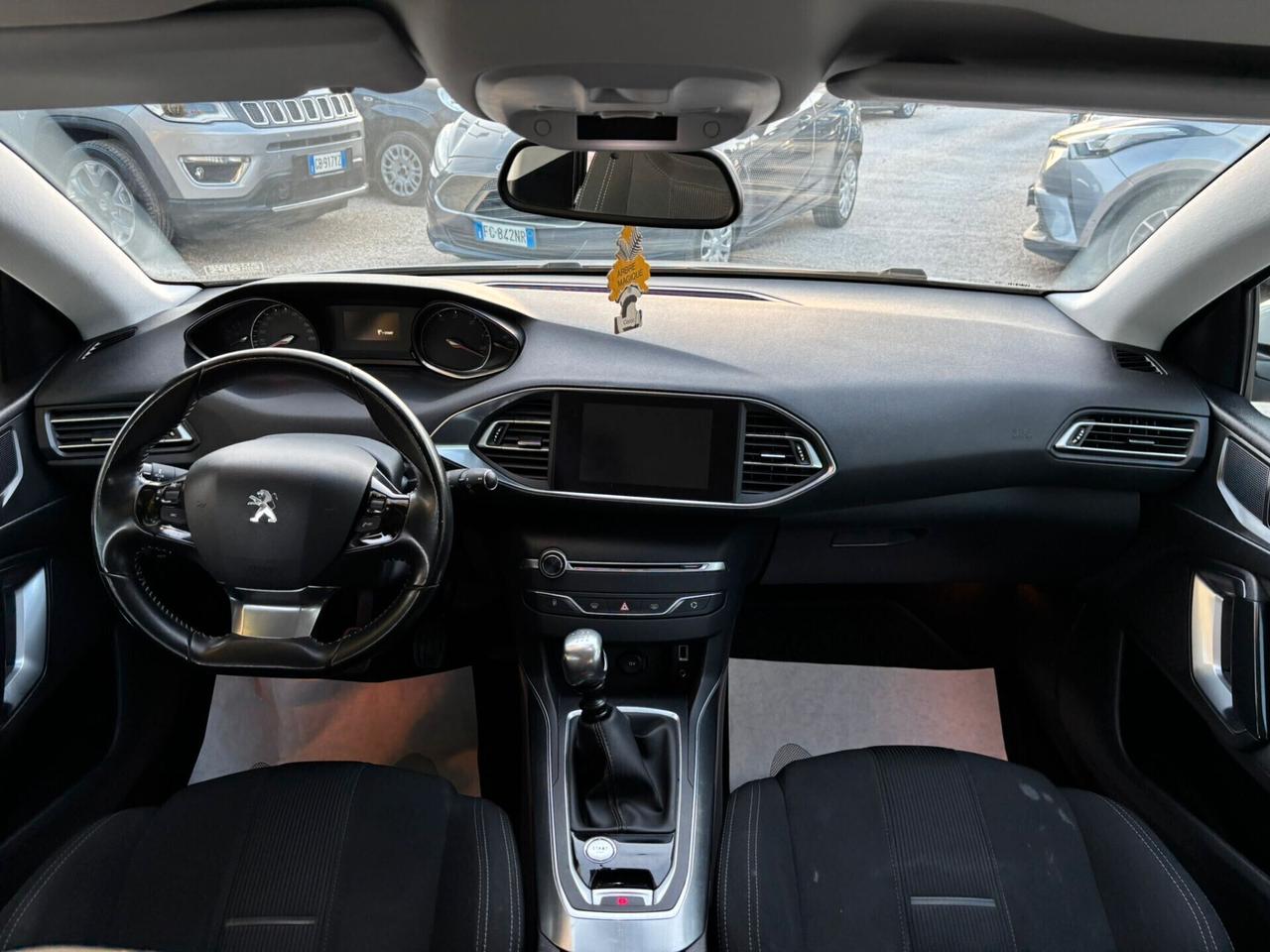 PEUGEOT 308 1.6 HDI - 2014 99000 KM !!!