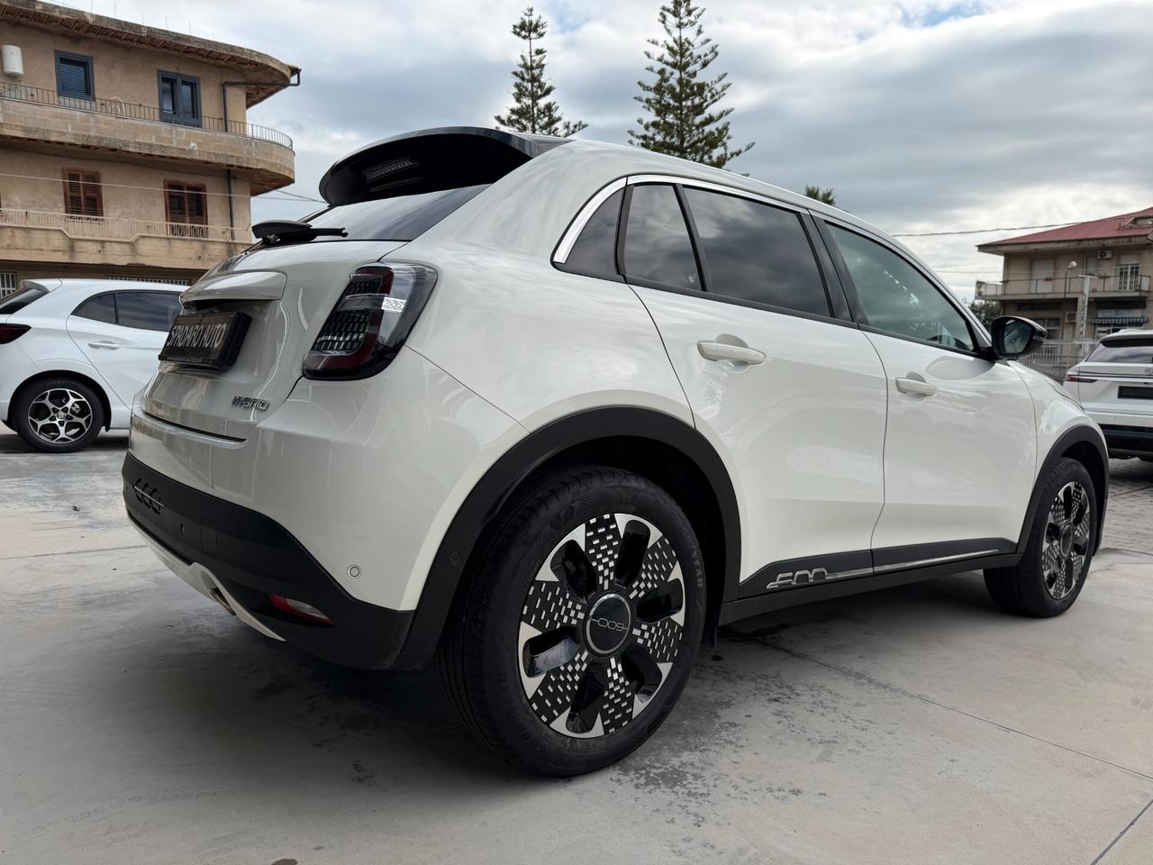 Fiat 600 Hybrid 110 CV DCT MHEV La Prima