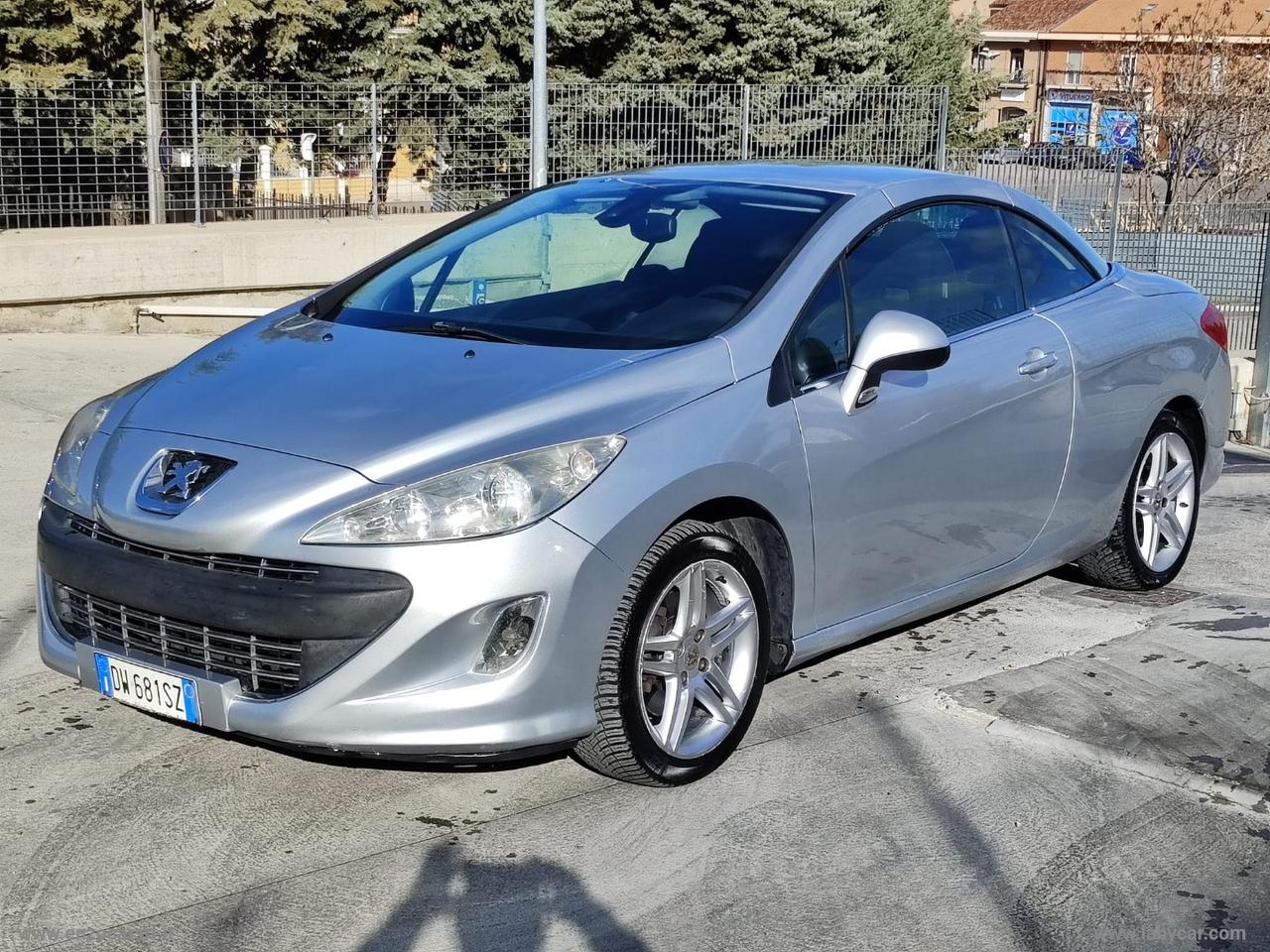 PEUGEOT 308 2.0 HDi 140 CV CC Féline CABRIOLET