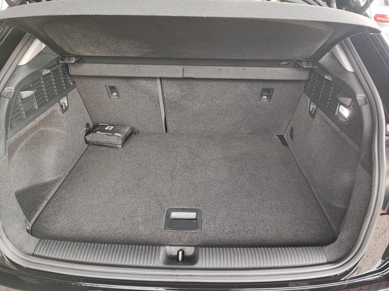 Audi Q2 35 TDI quattro S tronic line Edition