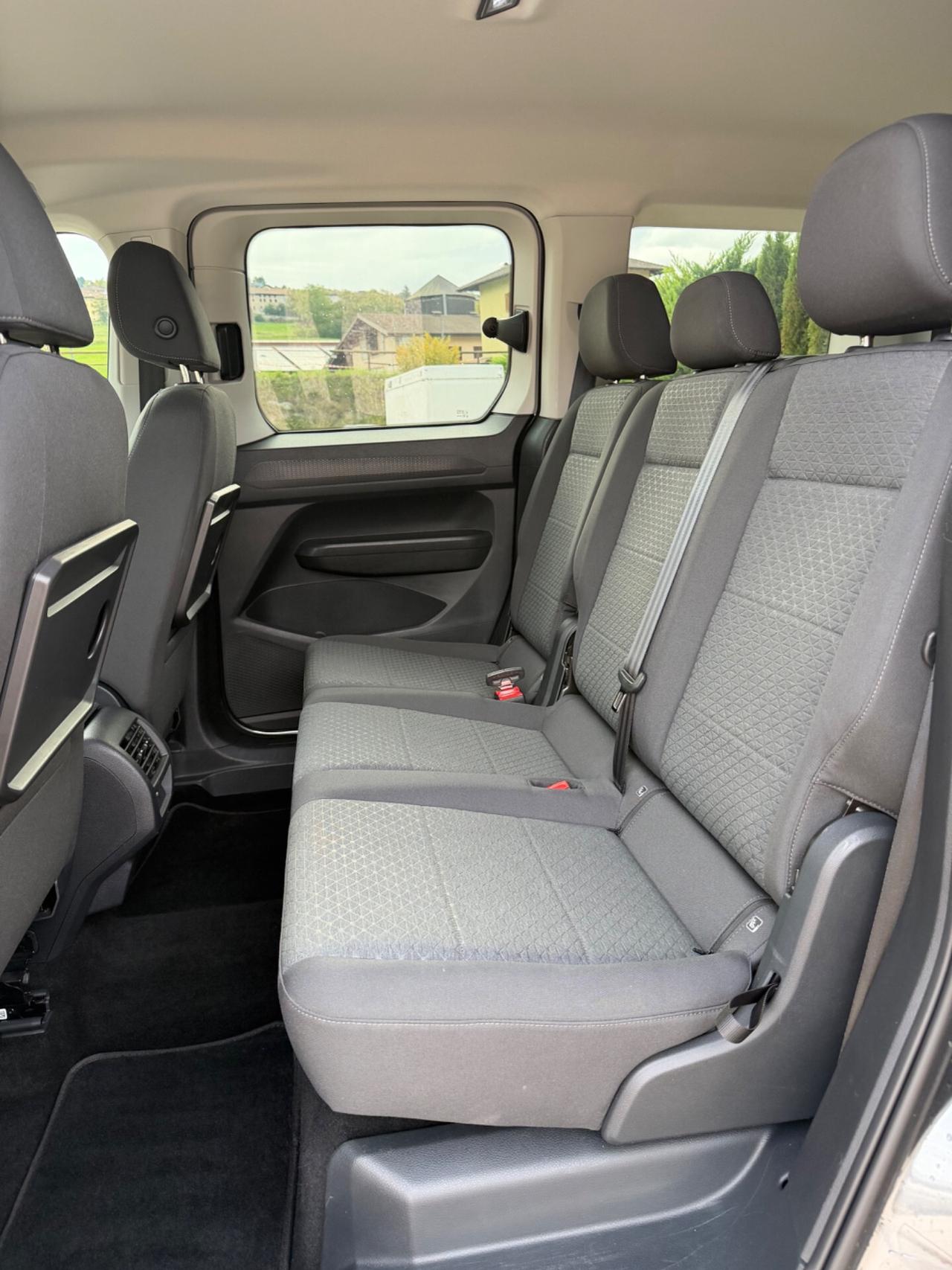 Ford Tourneo Connect 2.0 EcoBlue 122 CV 4x4 7 posti