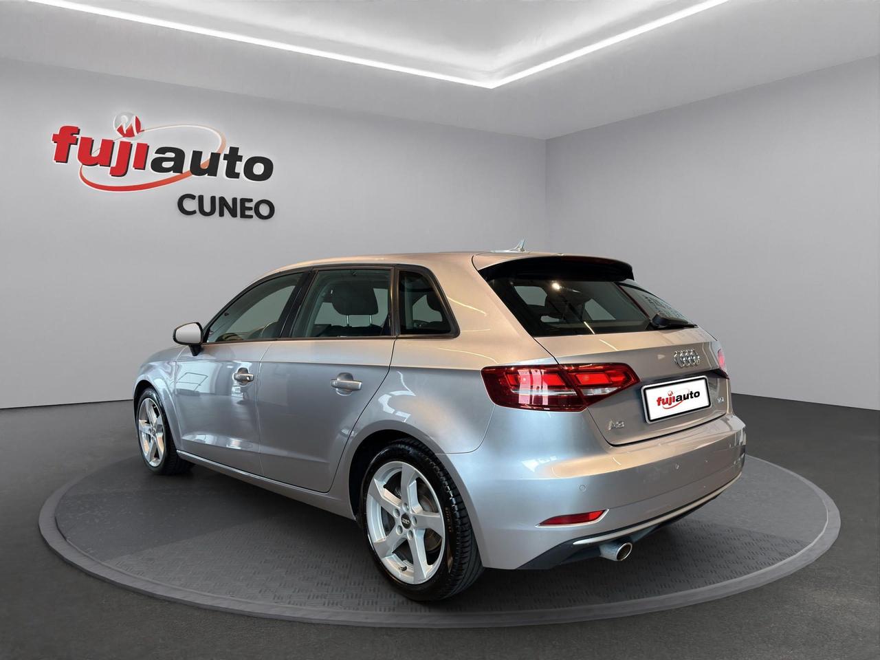 Audi A3 Sportback 1.6 tdi Design 110cv s-tronic