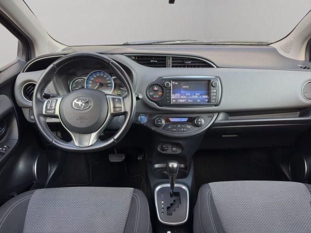 TOYOTA Yaris 1.5 hybrid business