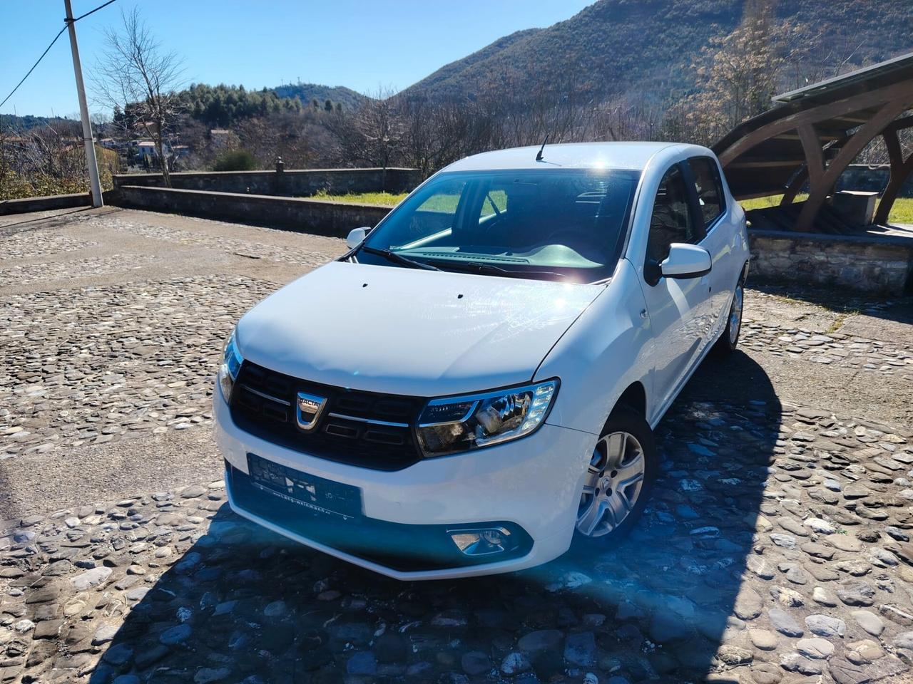 Dacia Sandero 1.0 SCe 12V 75CV Start&Stop Essential