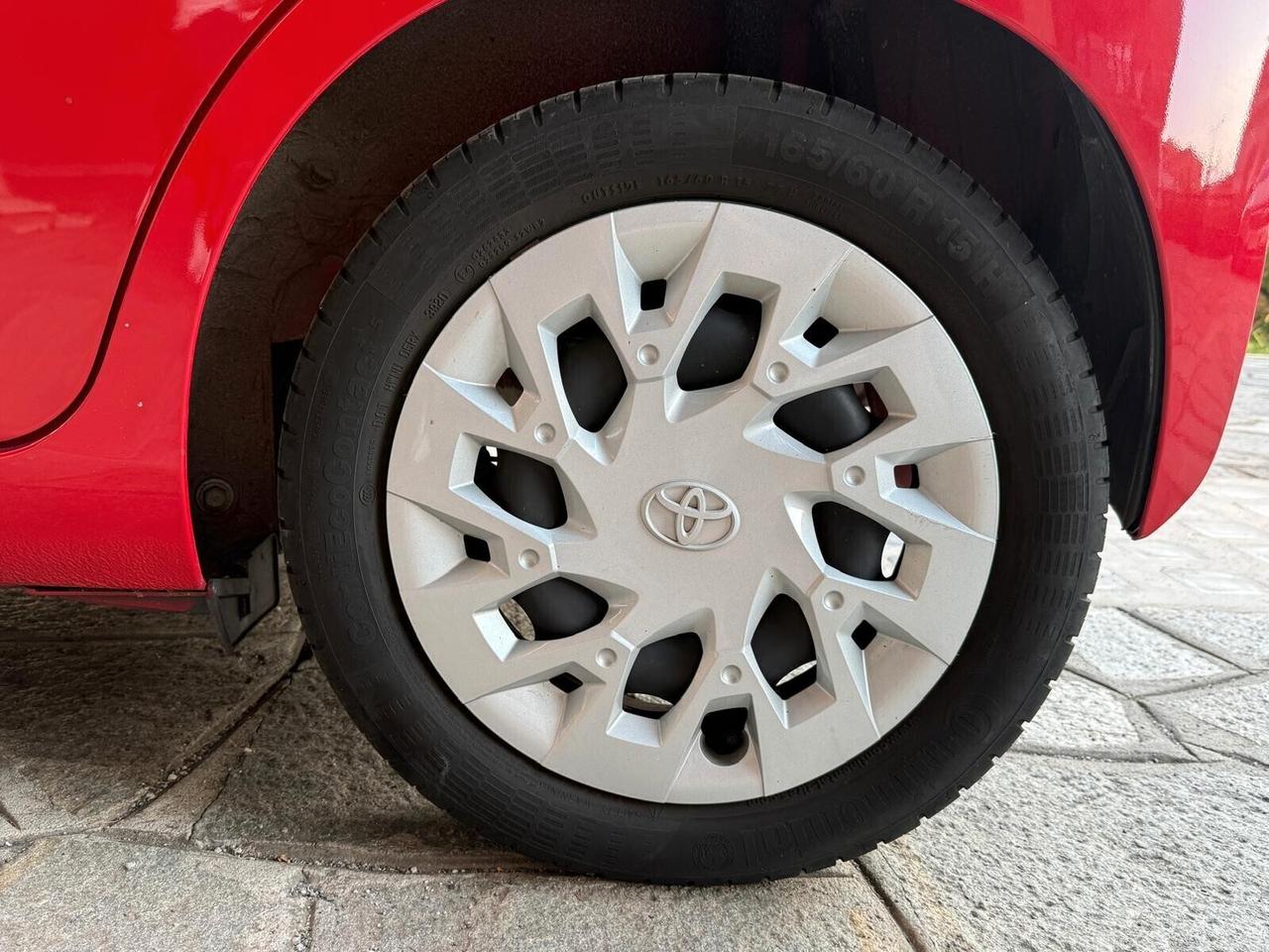 Toyota Aygo Connect 1.0 VVT-i 72 CV 5 porte x-cool MMT