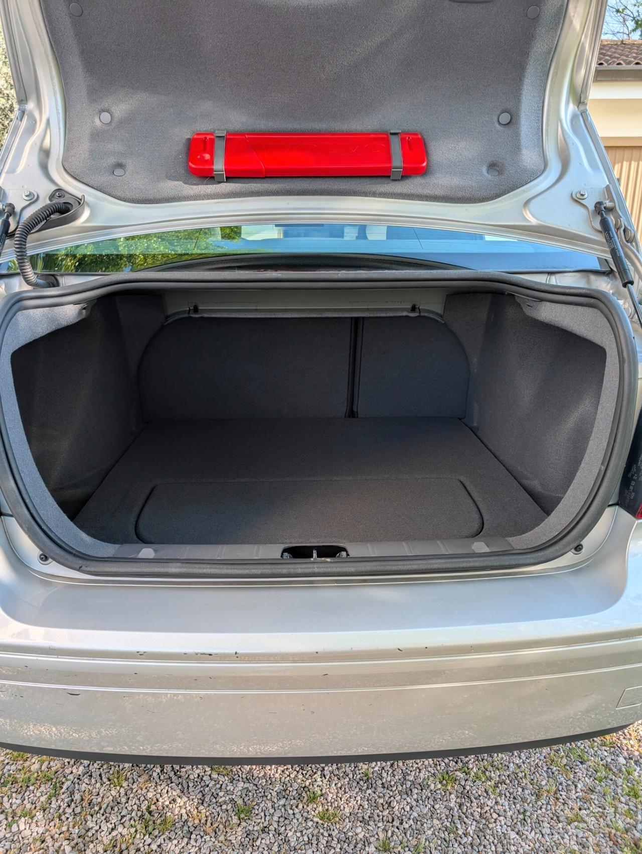 Volvo S40 1.8 16V cat Momentum