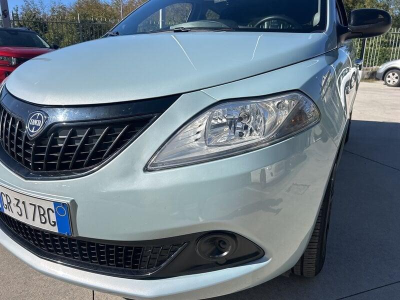 Lancia Ypsilon III 2021 1.0 firefly hybrid Silver s&s 70cv