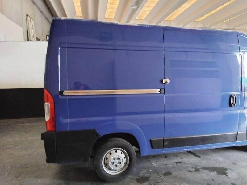 Peugeot Boxer 333 2.2 BlueHDi 140 S&S L2H2 (IVA ESCL.)