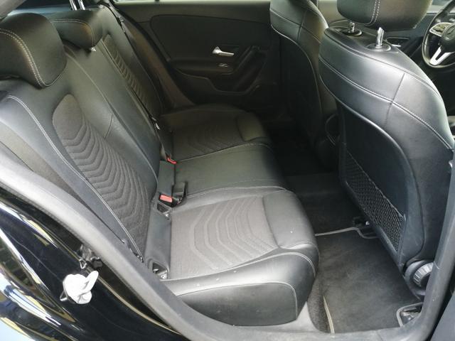 MERCEDES-BENZ A 200 d Automatic Business