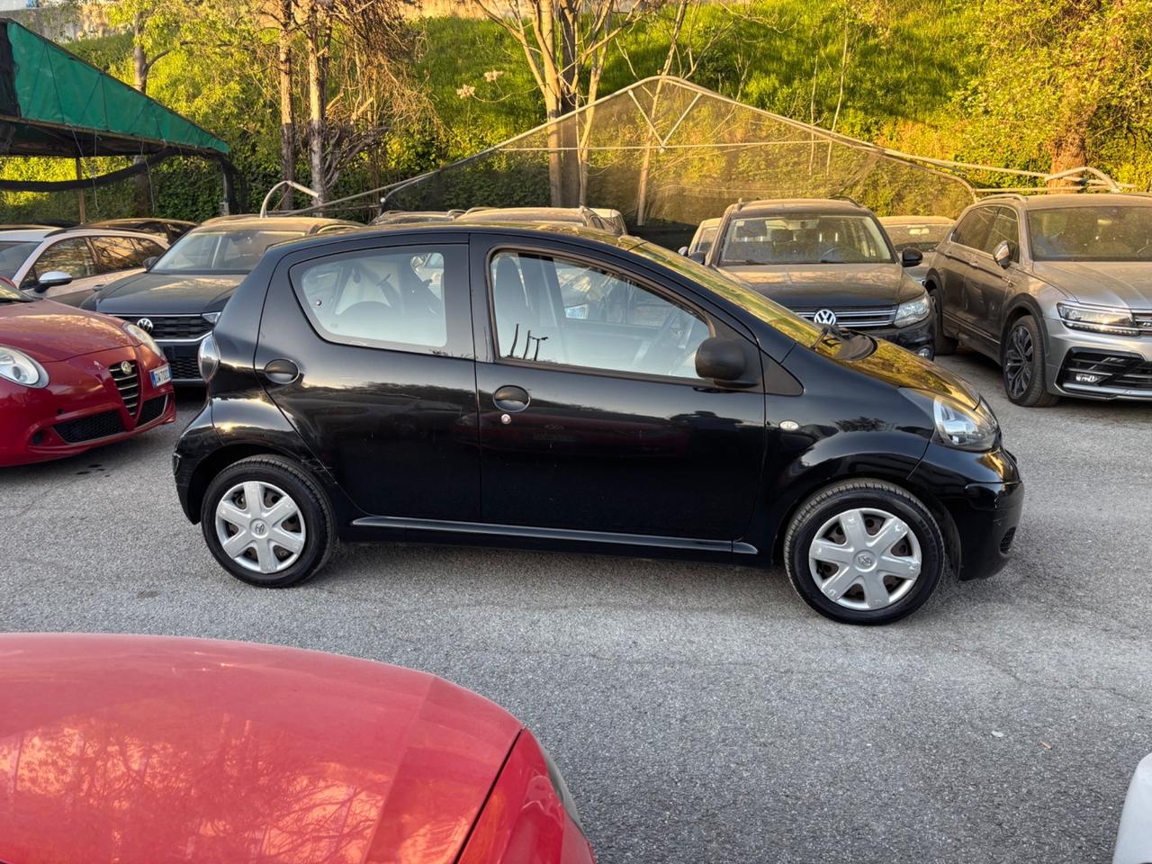 Toyota Aygo 1.0 5 porte Sol OK NEOPATENTATI