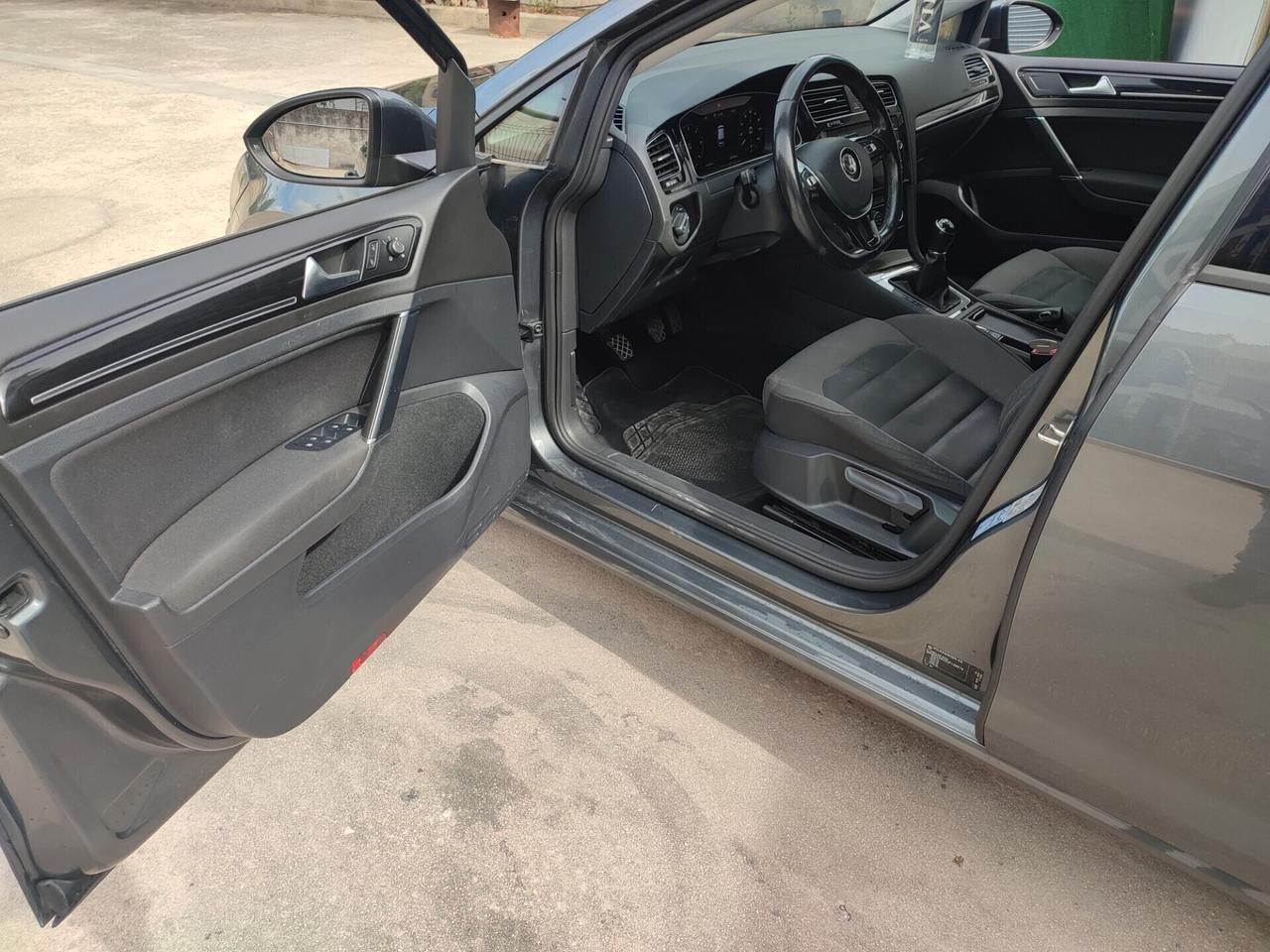 Volkswagen Golf 2.0 TDI 5p. Executive BlueMotion Technology