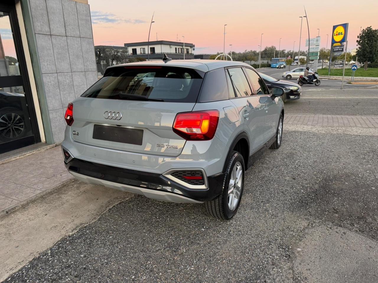 Audi Q2 30 TFSI Business