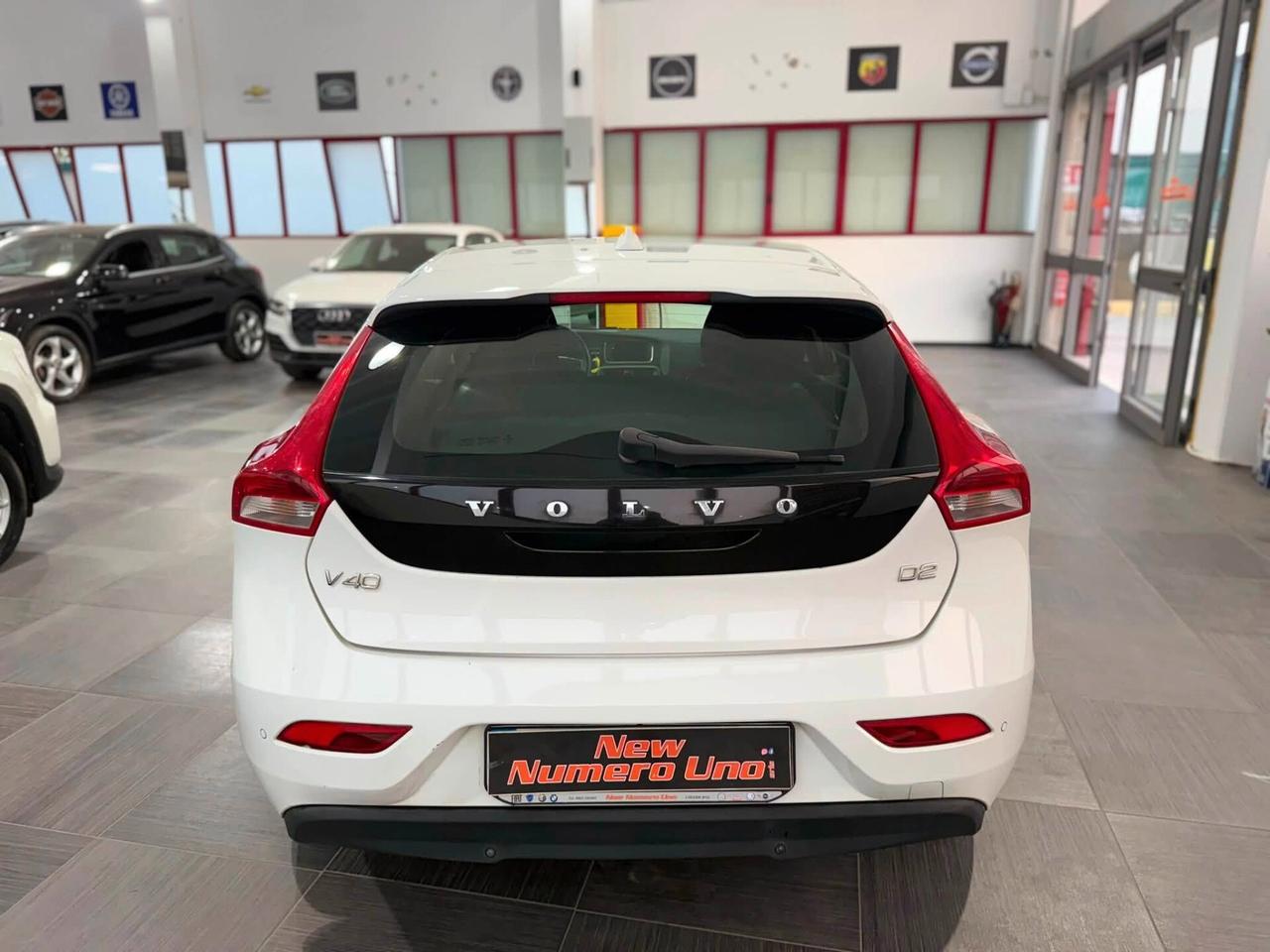 Volvo V40 D2 1.6 115cv SUMMUM 2015