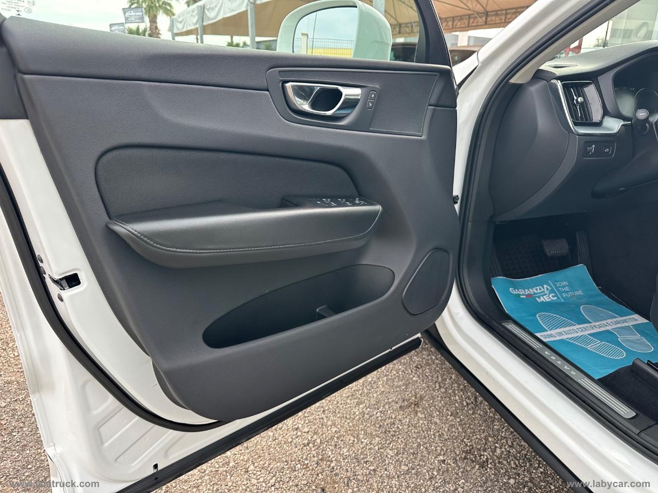 VOLVO XC60 D4 Geartronic R-design