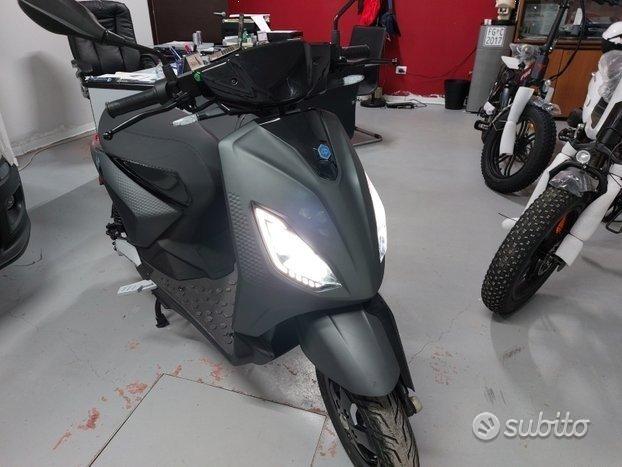 Piaggio 1 nuovo km 0 garanzia 24 mesi