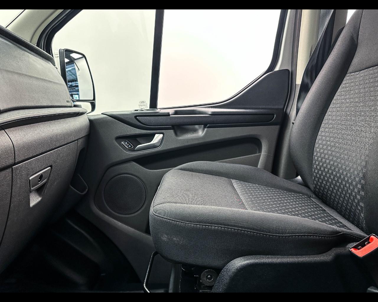 FORD Transit Custom - TRANSIT CUSTOM WESTFALIA NUGGET 320 L1 131 CV