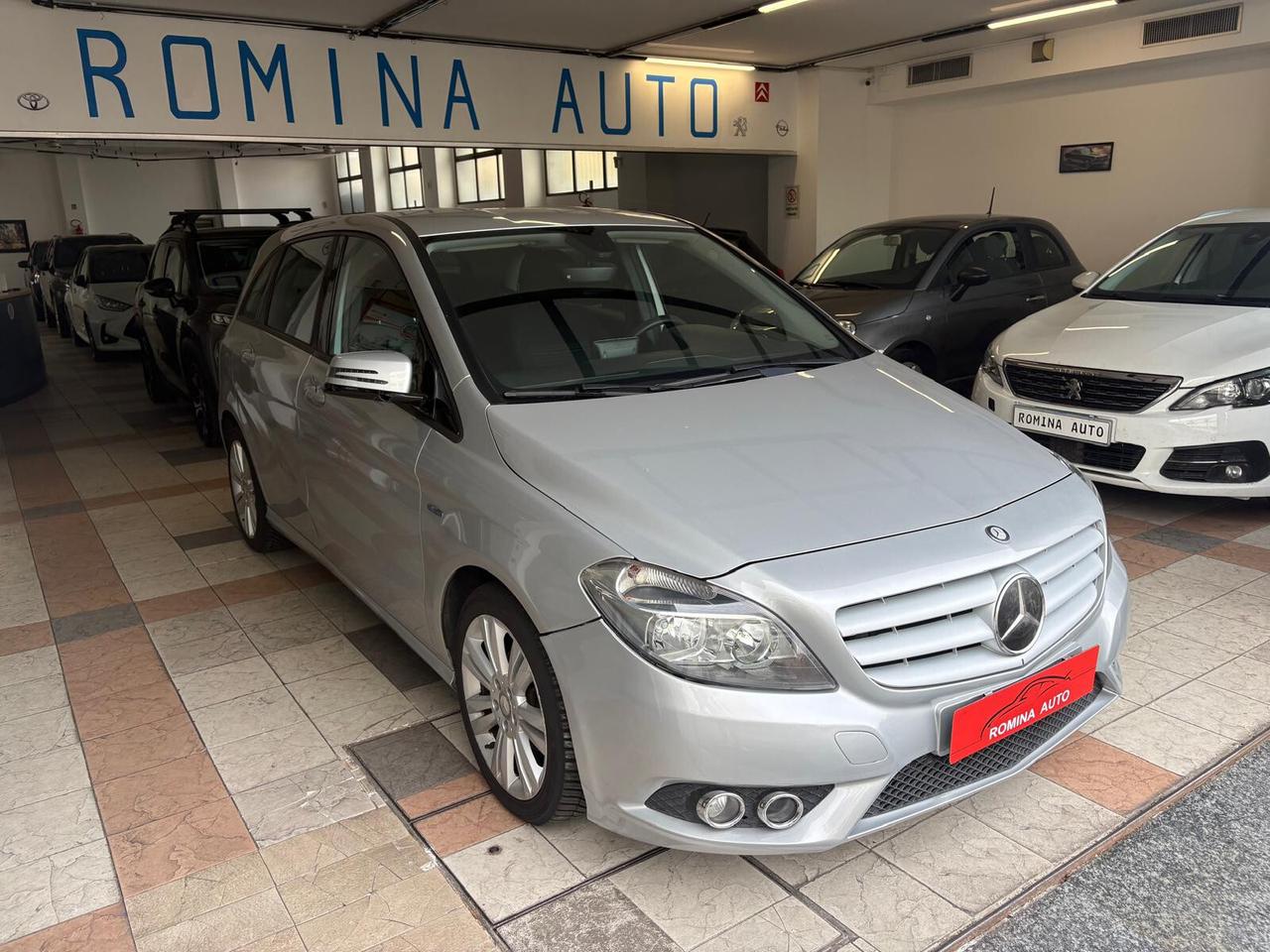 Mercedes-benz B 180 BlueEFFICIENCY Premium