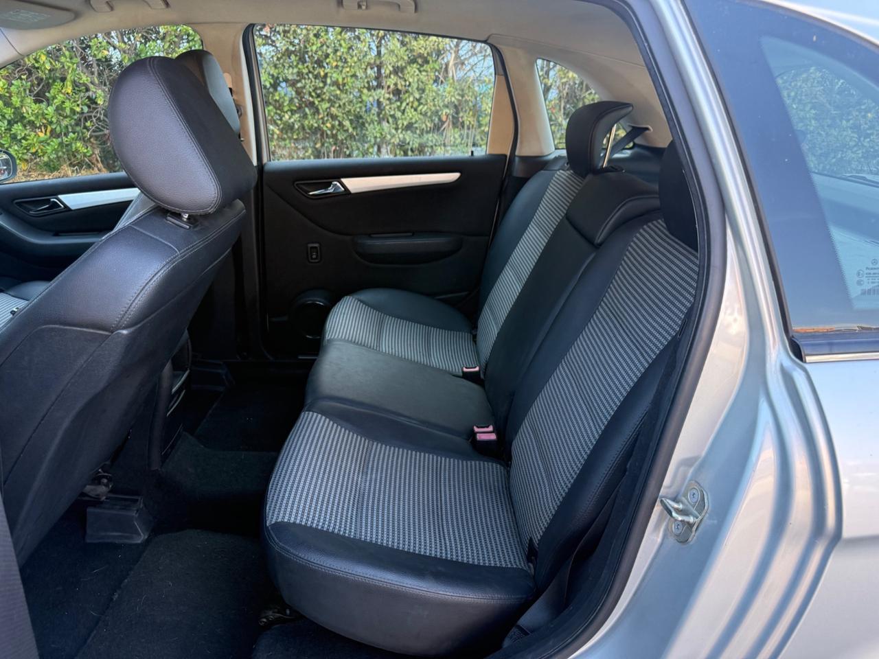 Mercedes-benz B 180 CDI