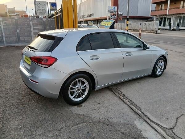 MERCEDES CLASSE 1.5 DIESEL 116 CV BUSINESS AUTOMATICO