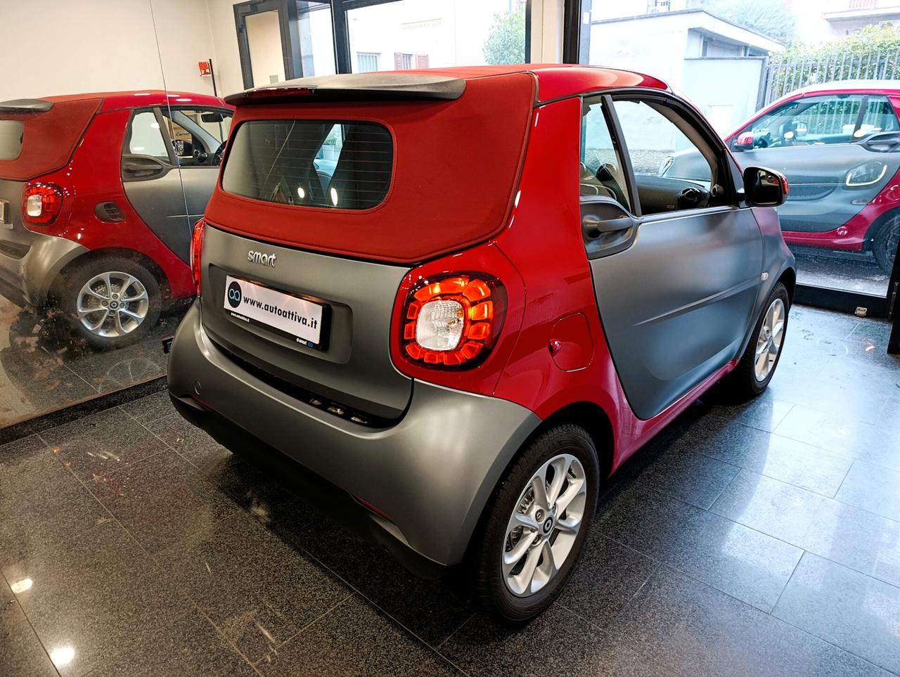 Smart ForTwo 70 1.0 cabrio Passion Tailor Made km 21.499 Perfetta