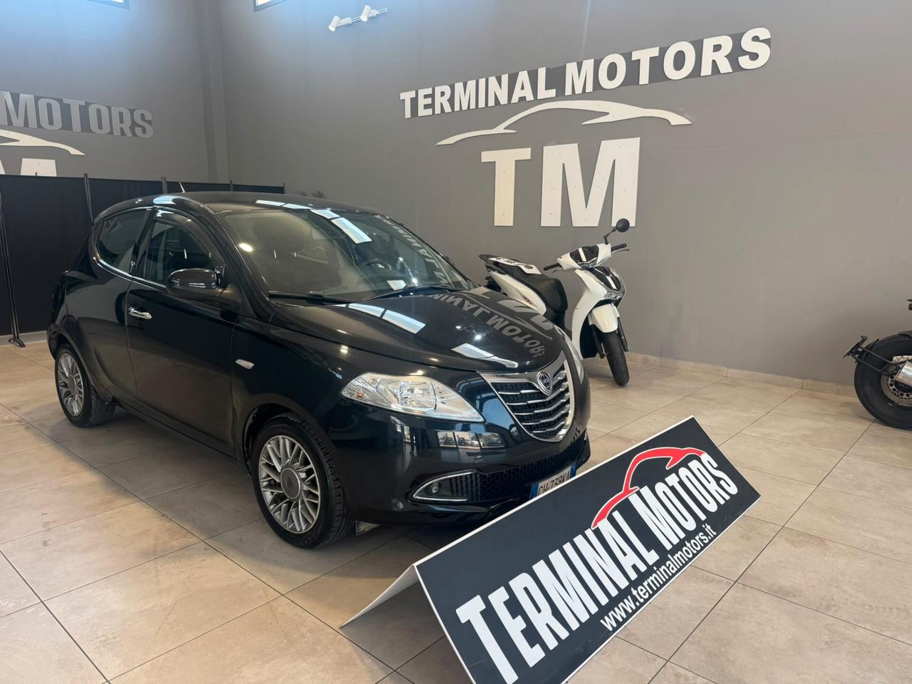 Lancia Ypsilon 1.3 MJT 16V 95 CV 5 porte S&S Gold