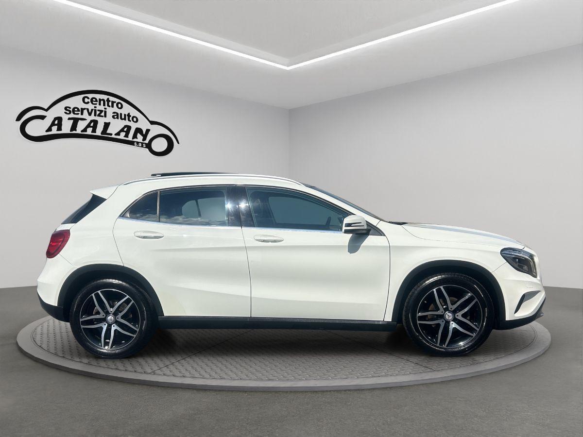 MERCEDES - Classe GLA - GLA 200 d 136CV Premium