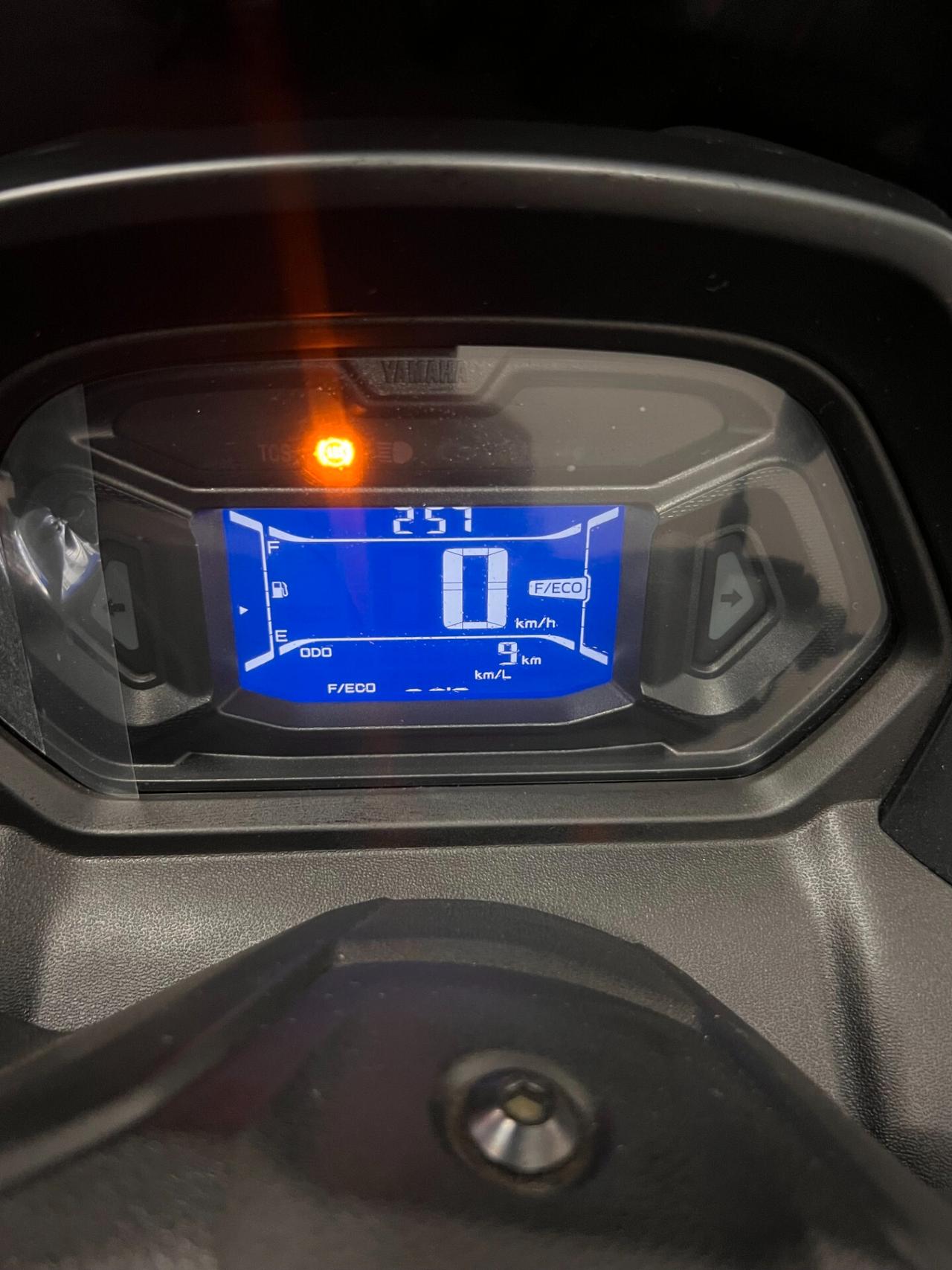 Yamaha Nmax 125 MDNM9 CRISTAL GRAPHITE