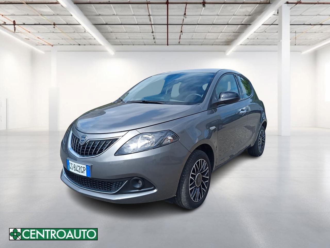 Lancia Ypsilon 1.0 FireFly 5 porte S&S Hybrid Gold Plus