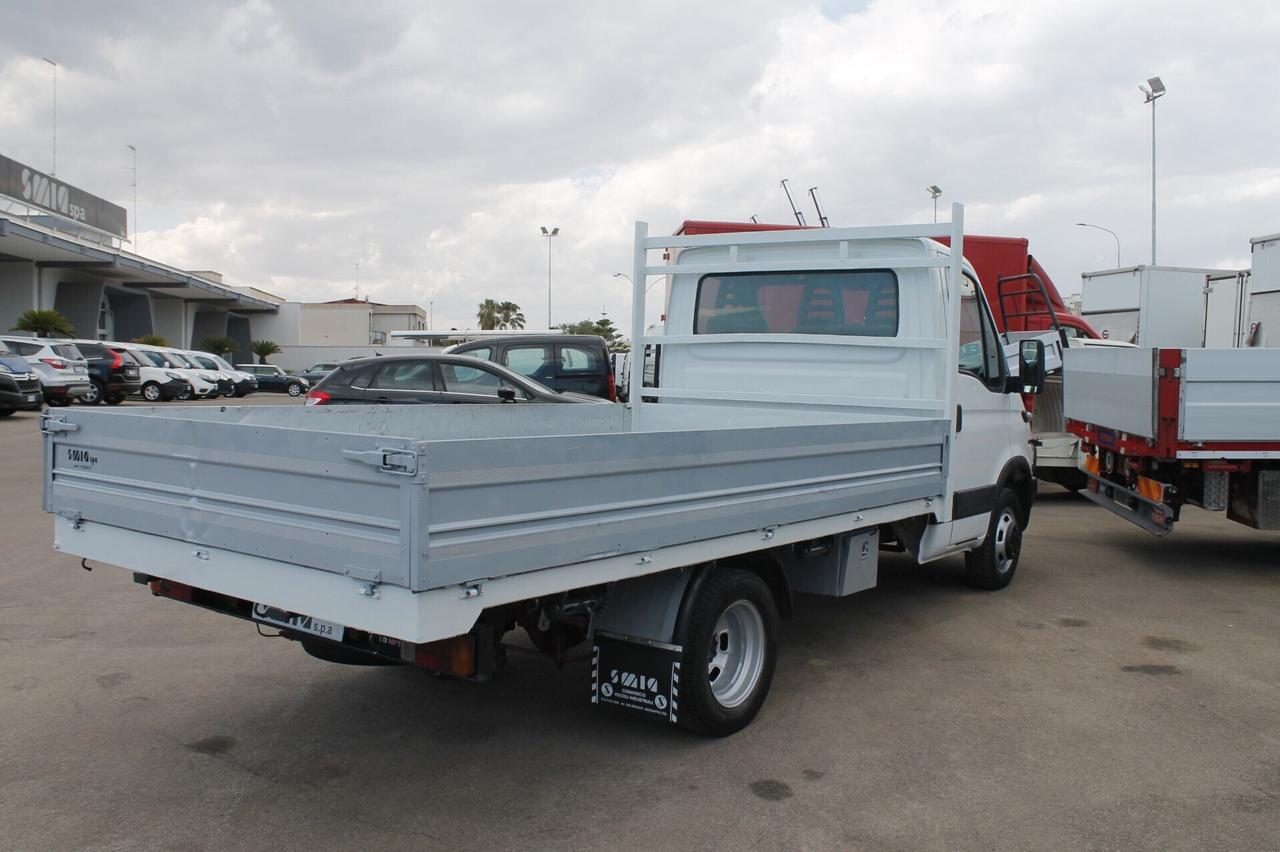 Iveco daily 35C17 cassone fisso