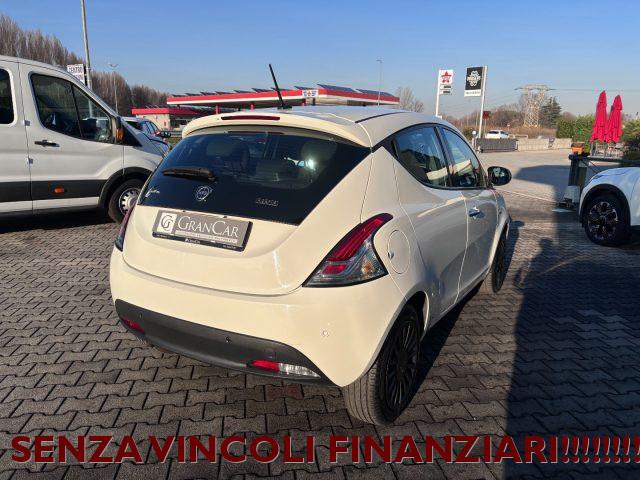 LANCIA Ypsilon 1.0 FireFly 5 porte S&S Hybrid Ecochic