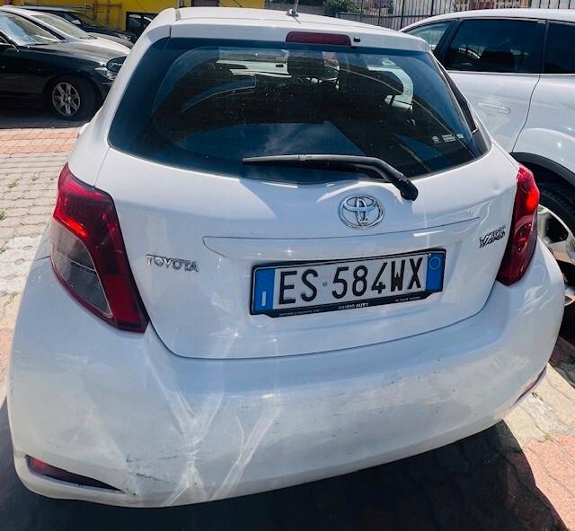 Toyota Yaris 1.0 5 porte Lounge