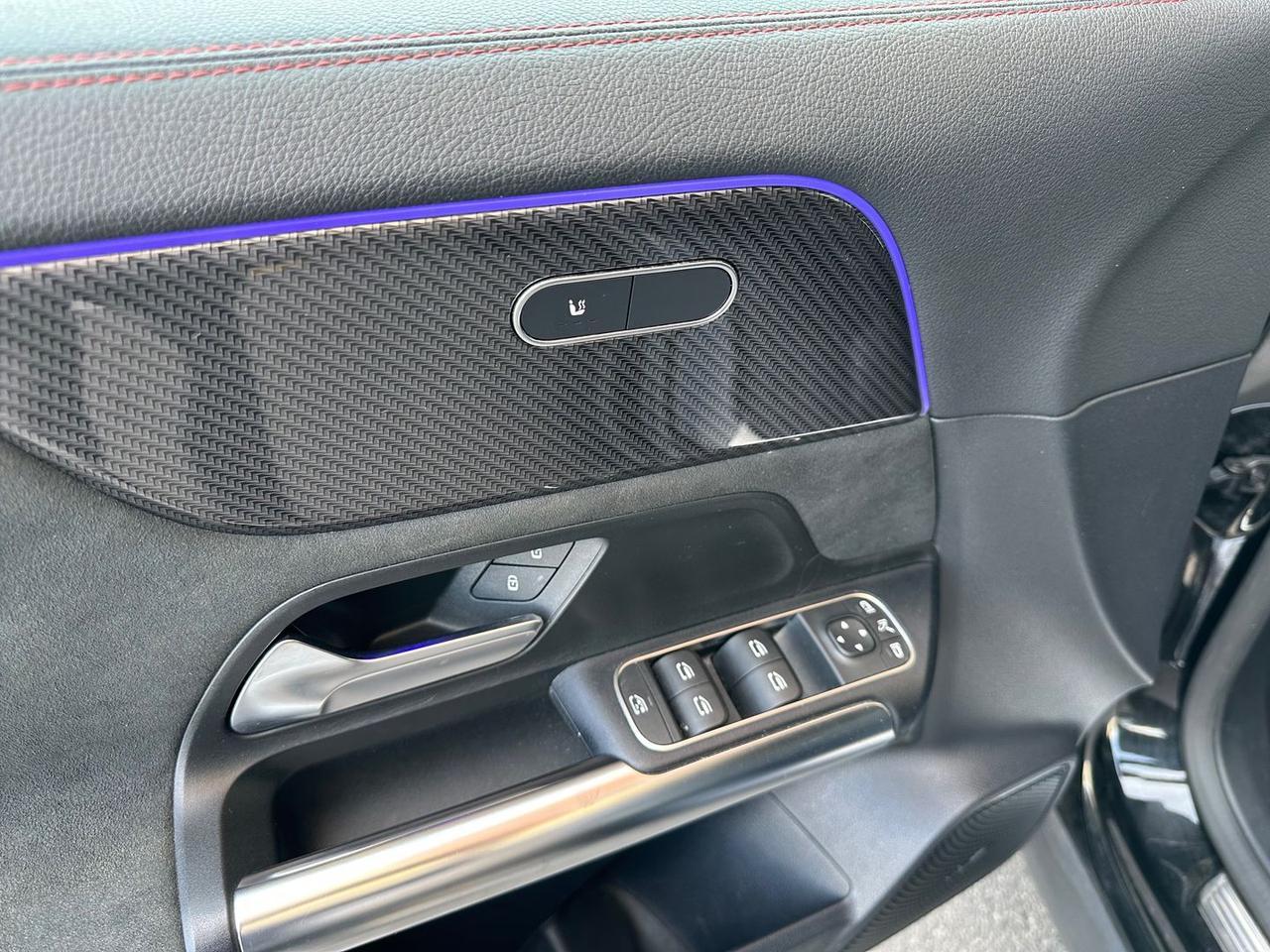 Mercedes-Benz GLA 35 AMG Premium #10246